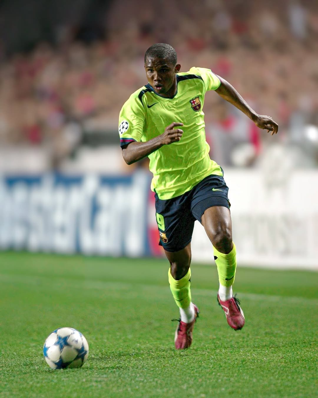 关于本菲卡轻取巴黎圣日耳曼，C罗扑点救主西甲的信息