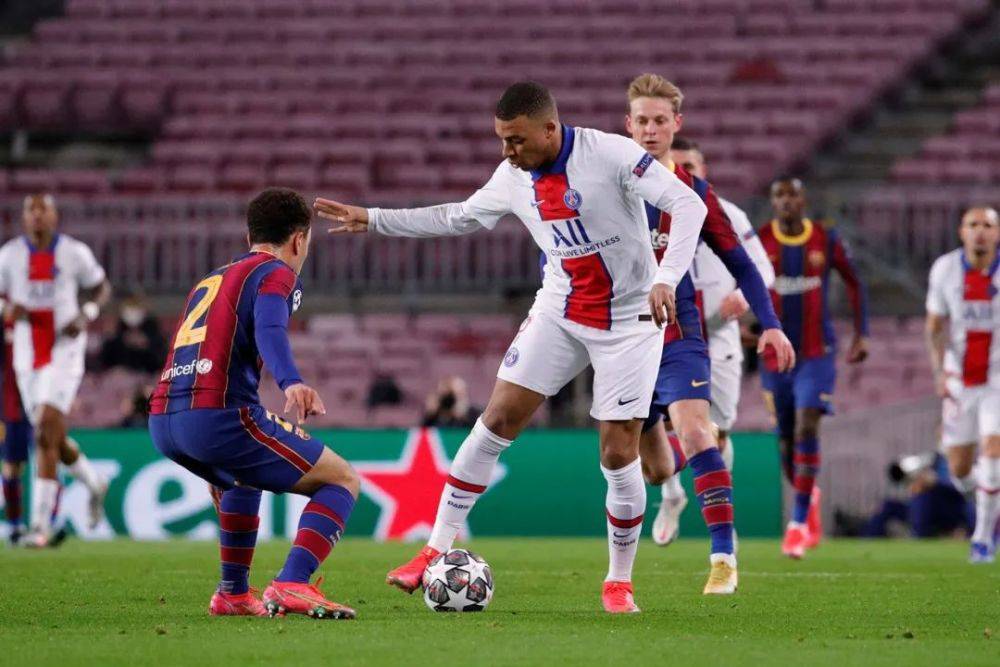 关于强强交锋,欧洲足球大赛热闹开场的信息 关于强强交锋,欧洲足球大赛热闹开场的信息